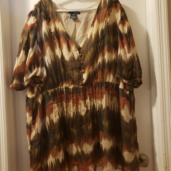 Denim 24/7 Tops - Like New Chiffon Blouse Denim 24/7 Tops - Like New Chiffon Blouse